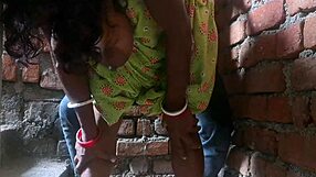 Telugu Hot Young 18+ Girl Romance In Bathroom