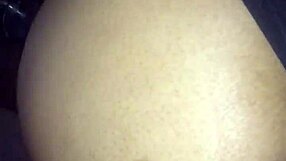 ¿Aguantas el culo más gordo de Philly con corrida masiva?