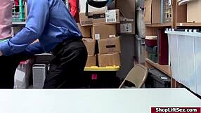 틴 도둑, '경찰님 자지 빨아줄게, 보내줘!' 애원