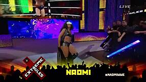 Nikki Bella vs Naomi in Extreme Rules Match from 2015