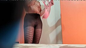 wow, colombian hermanastra changing clothes caught on cam!
