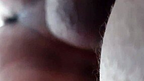 Saym folla duro a chica 18+ con lametones intensos y follada hardcore