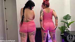 GG Latina luder med kæmpe hoppende patter og røv rysten