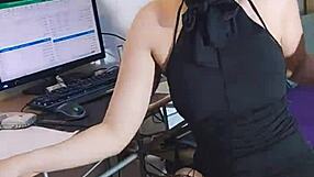 Zaramontoyareal feels so horny as a perverted secretary.