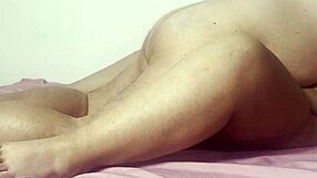 missionary fuck with mexican milf gordita's pussy