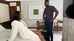 Motel Technician Takes 23Cm In Ass