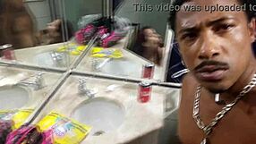 Amateur fuck in the bath with a big black cock – what a liquid lunch!