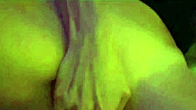 Fetiche De Pies Y Un Follada Salvaje En La Primera Cita En Tinder