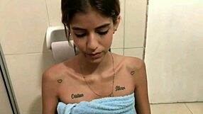 Por La Mañana Le Doy Una Follada Dura A Mi Hermanastra