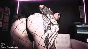 Tattooed Bombshell Lacey Jayne Loves Getting Dicked Down