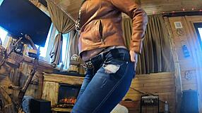 mature housewife roleplays with huge ass and feet