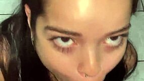 Chupar o pau cheio de veias do wellington prado e deixar ele todo babado antes de meter em mim é um tesão