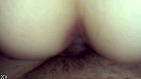 Follada intensa con penetración profunda y gemidos apasionados