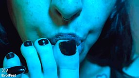 i know you love my soft ticklish feet, latina goddess with barefoot fetish!