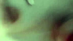 Yo, check this Indonesian amateur fingering herself to a hot cumshot! 🔥