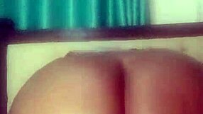 Angela Oxo bounces her curvy ass with dildo.