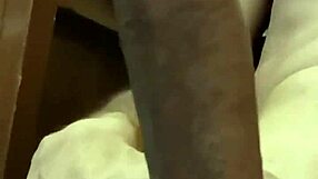 I am masturbating so nicely right now.