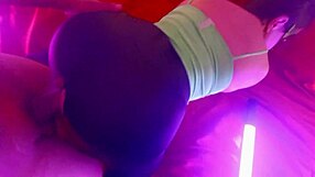 la mejor amiga de mi esposa folla por dinero a escondidas de su marido 3