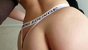 BBC STRETCHES OUT PAWG in leggings!