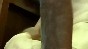 I am masturbating so nicely right now.