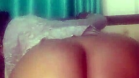 Angela Oxo bounces her curvy ass with dildo.