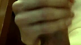 I am masturbating so nicely right now.