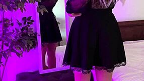 Gorgeous mature in sexy garter belt