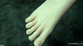 Asian Pussy Hot YJL Sex Doll Gets Her Perfect Body Worked Over in Bed