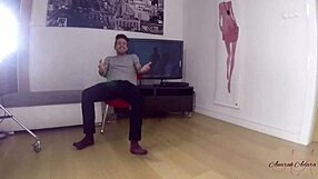 Amirah And Jemma Passionately Share Cock In Ffm Threesome