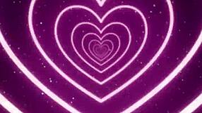 Ești îndrăgostit de mine? Ai nevoie doar de mine.