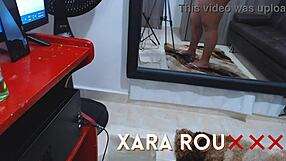 Me masturbo frente al espejo