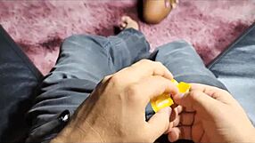 Latina cachonda shows tight curves and naughty tricks at home.