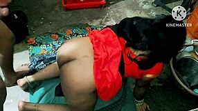 indian desi bhabhi fuking neighbour boys