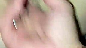 i was fingering my pussy so good, but i made a mistake and cummed too fast.