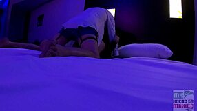 la secretaria cuckold follando frente a su marido 2