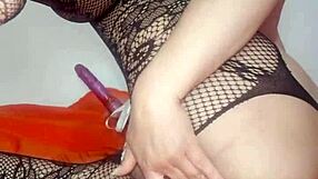 Married Latina Colombian Chick with Giant Cameltoe Masturbates Her Ass and Pussy