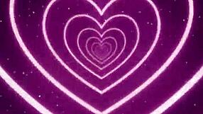 Ești îndrăgostit de mine? Ai nevoie doar de mine.