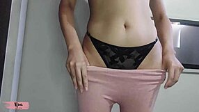 nini showing off her leggings try on with big ass