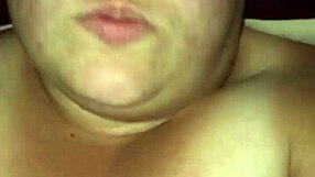 BBW fucks her hairy pussy with vibrator
