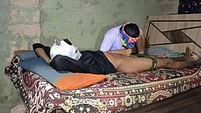 देसी सौतेली बहन की जोरदार चुदाई वीडियो देसी चुदाई