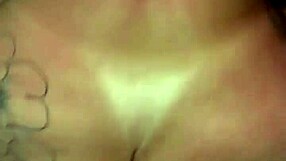 Tattooed amateur giving blowjob to bradock until he can't take more