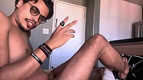 i'm enjoying the blowjob from the perfect gothic amberzinha in this free clip.