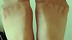 European Chubby Woman Shows Feet in Stockings Seeking Lover