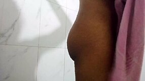 Desi Indian Teen 18+ Indoor Amazing Pussy & Boobs Video 04