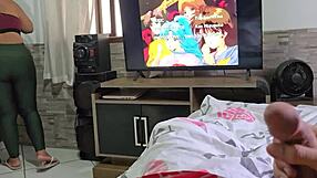 Couldn't resist my stepdaughter sweeping the room right in front of me.