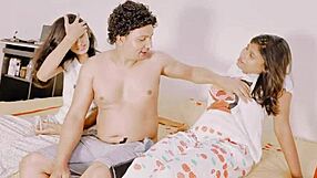 uttaran20: want a cum threesome with creampies?