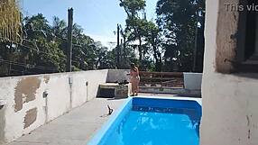 Woman Flashes Bricklayer Leading To His Masturbation And Cumshot