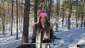 Amateurs have real sex in snowy forest, ending with creampie