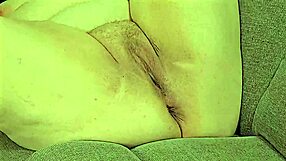 Watch Me Cum While Working Out In Leggings, Showing Off My Big Fat White Butt Up Close