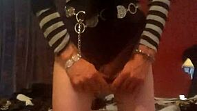 shemale sexy legs rikitgurl69 in leggings and nylon